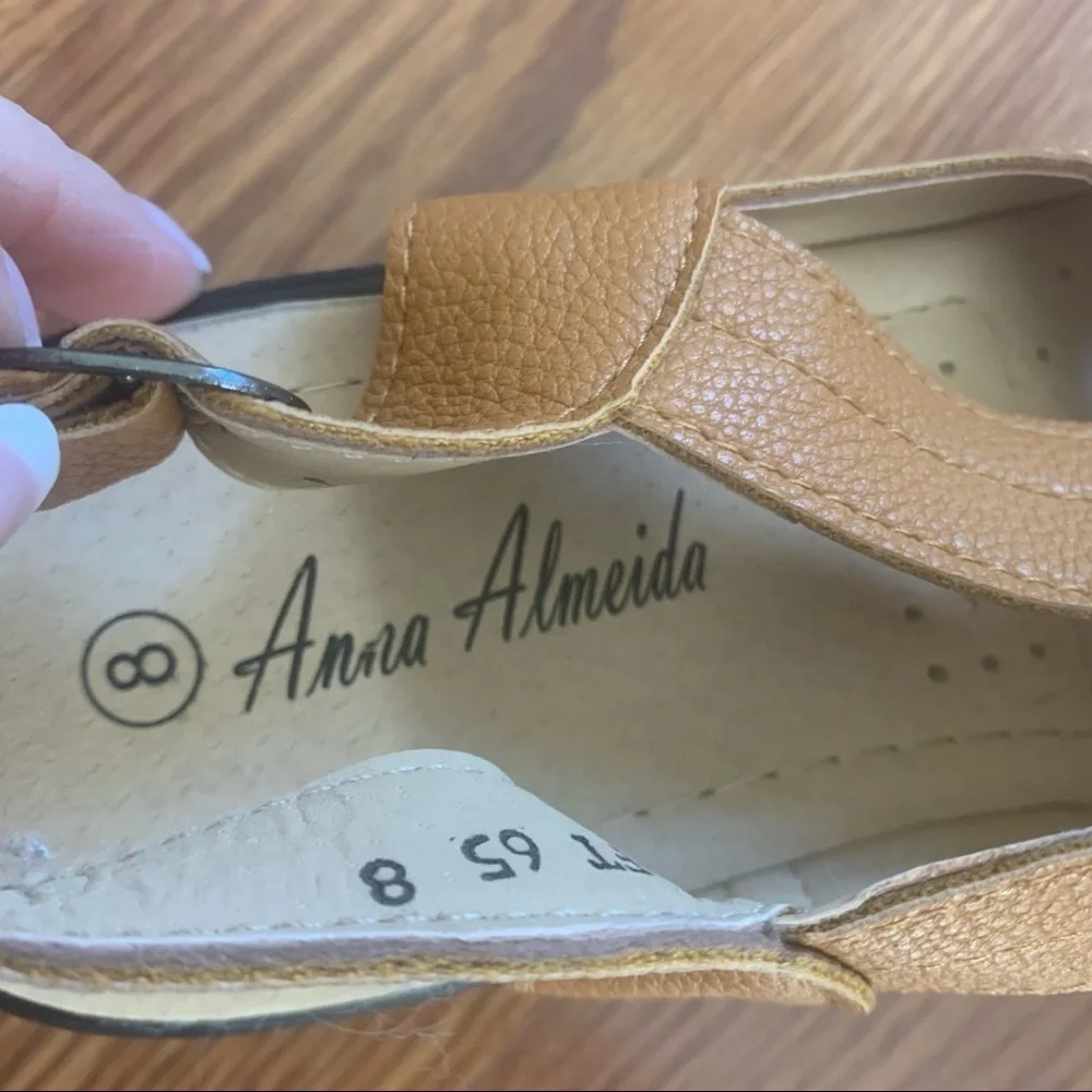 Anna Almeida tan sandals